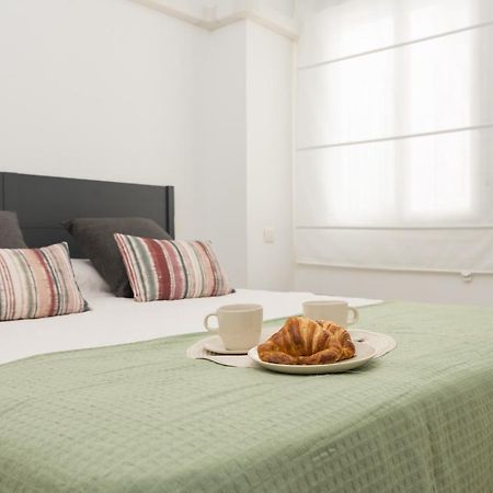 Precioso Apartamento Con Habitacion Separada En Centro Historico De Малага Экстерьер фото