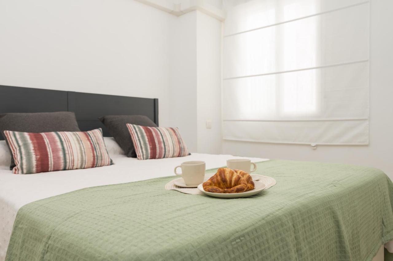 Precioso Apartamento Con Habitacion Separada En Centro Historico De Малага Экстерьер фото