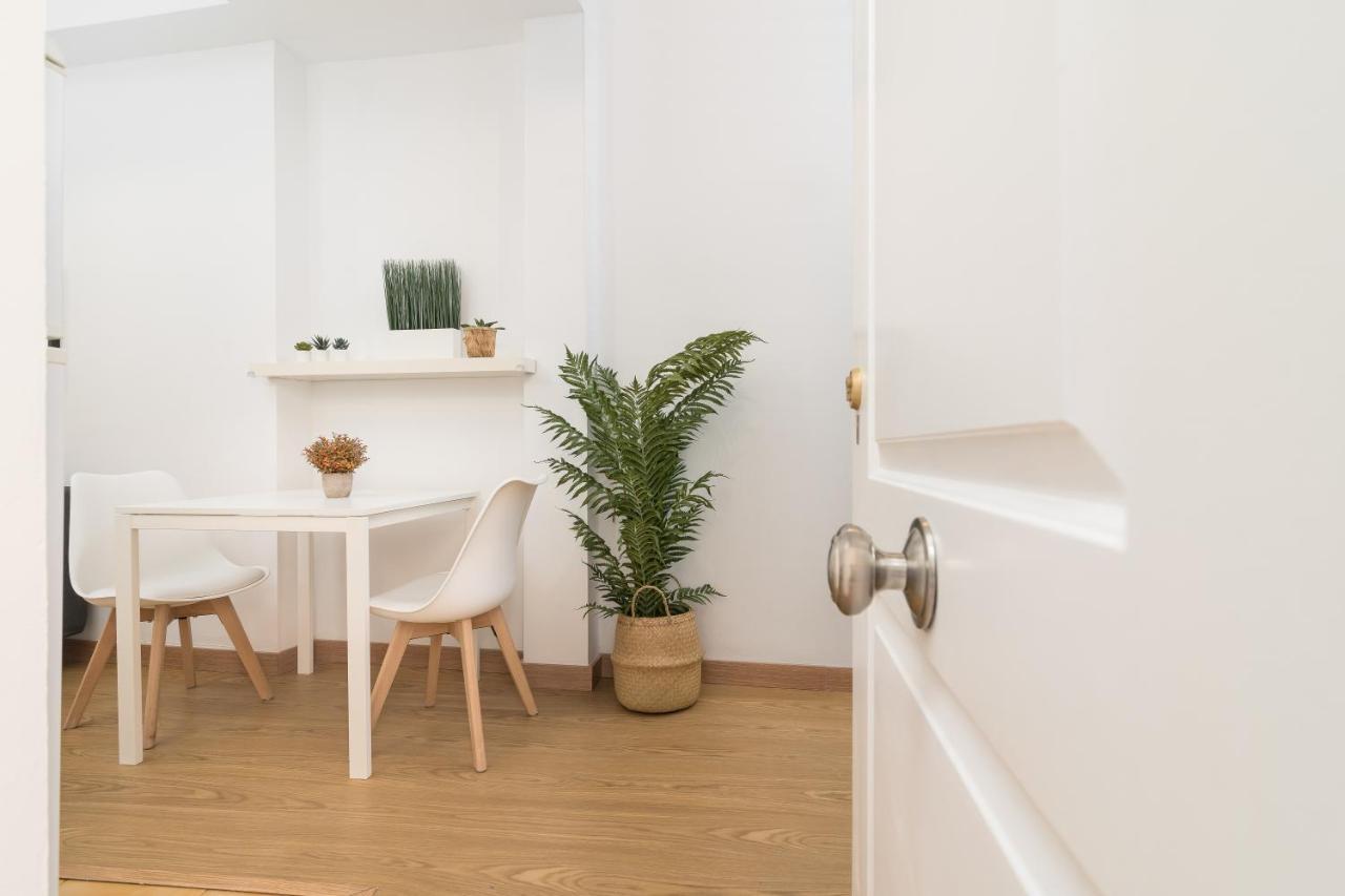 Precioso Apartamento Con Habitacion Separada En Centro Historico De Малага Экстерьер фото